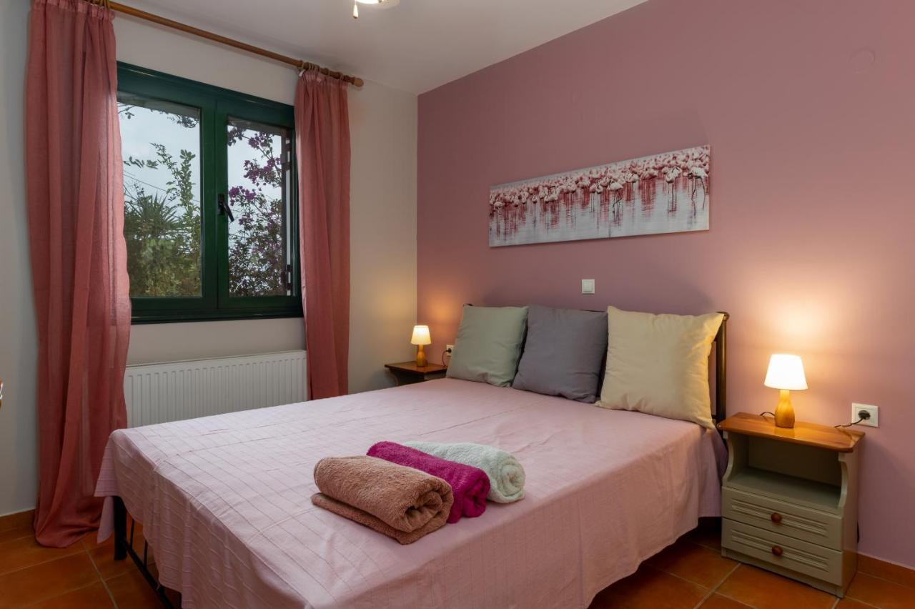 Koxyli Studios & Apartments Kaligata エクステリア 写真