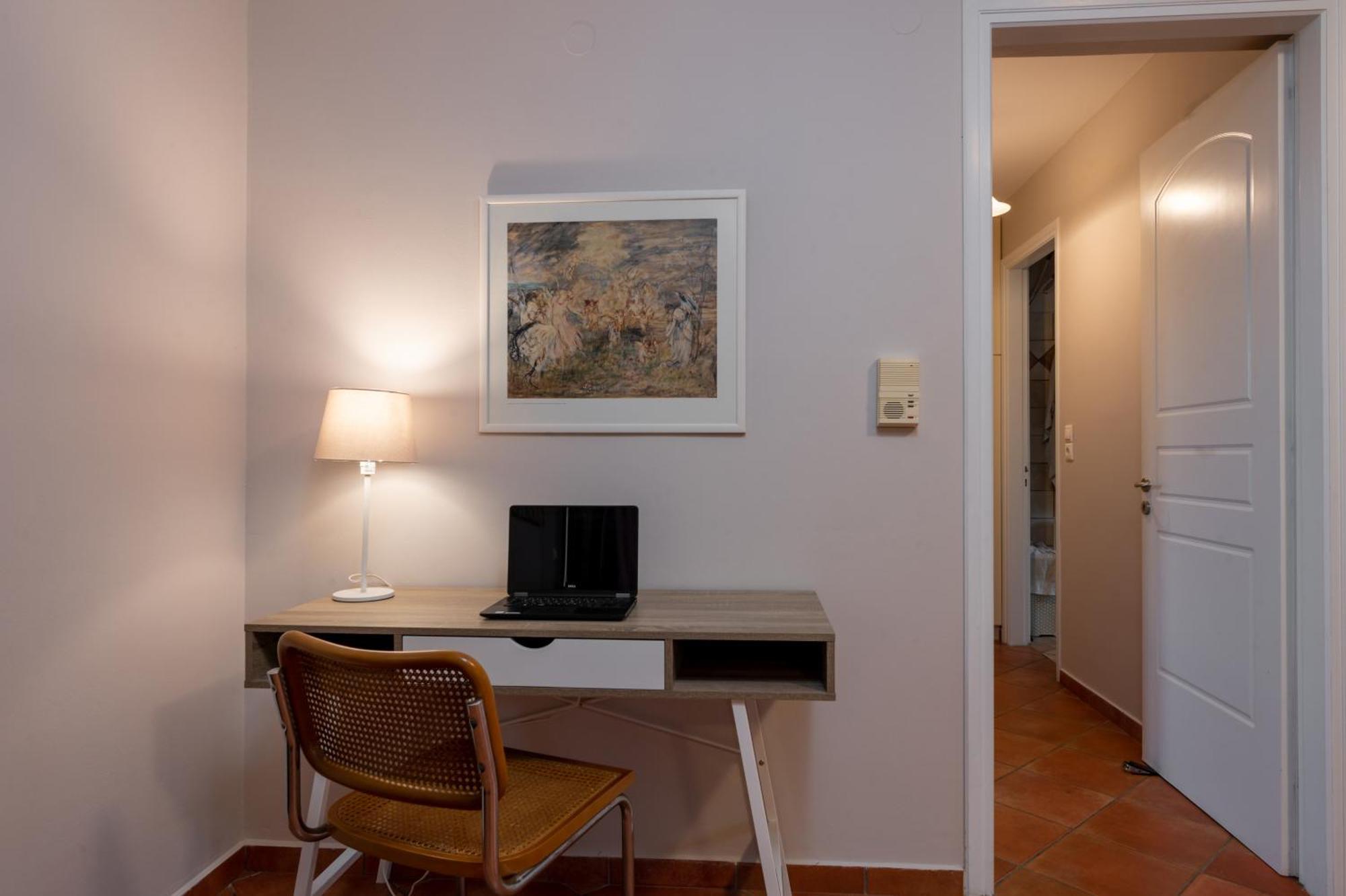 Koxyli Studios & Apartments Kaligata エクステリア 写真