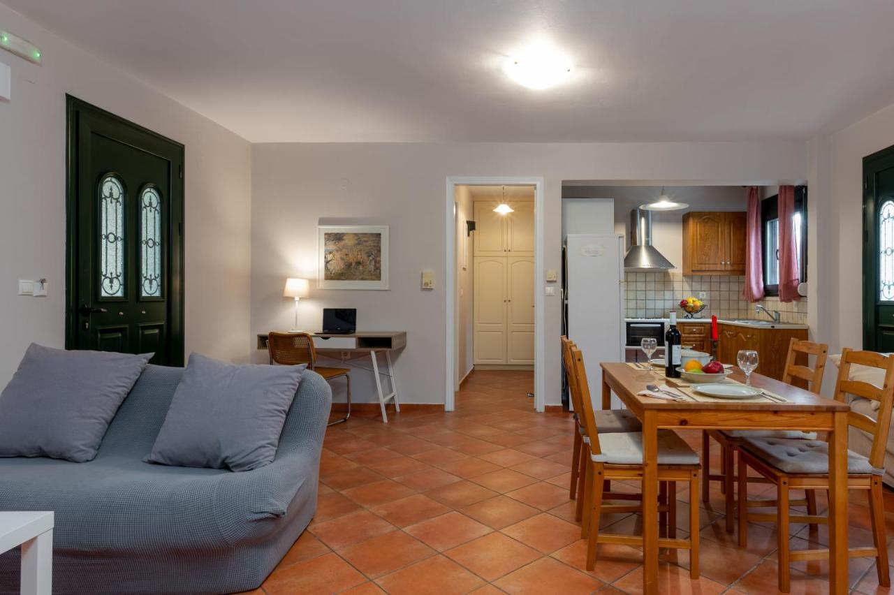 Koxyli Studios & Apartments Kaligata エクステリア 写真
